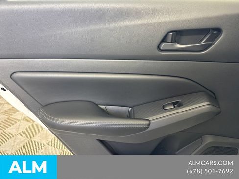 Used 2025 Nissan Altima 2.5 SV FWD image 25