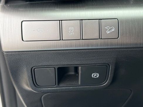 Used 2024 Hyundai Kona SEL AWD/4WD image 31