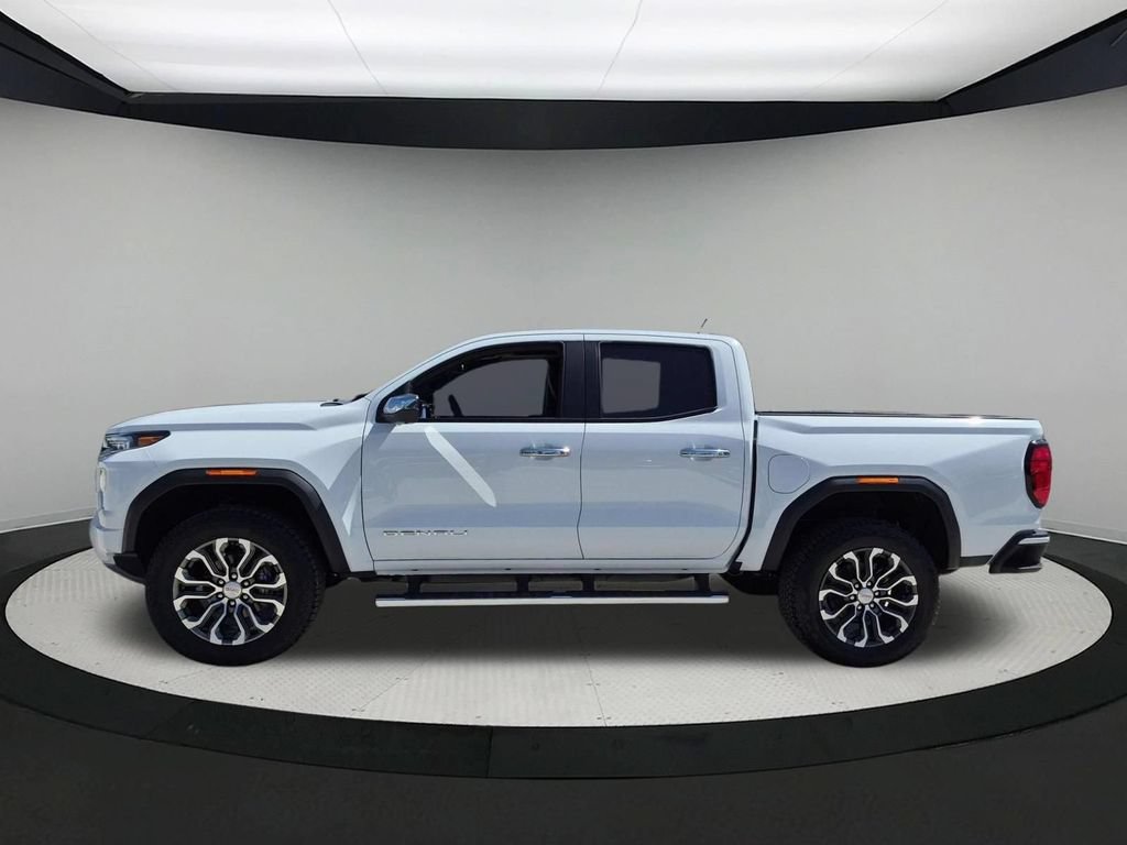 New 2026 GMC Canyon Denali AWD/4WD image 2