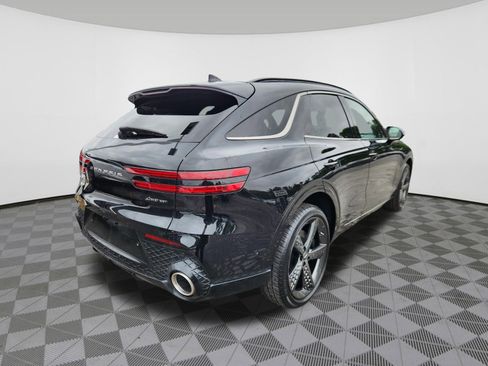 Used 2025 Genesis GV70 3.5T Sport w/ Sport Advanced Package AWD/4WD image 4