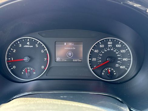 Used 2023 Kia Seltos S image 28