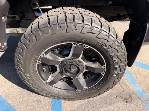 Used 2011 Toyota Tundra 2WD Double Cab w/ Tow Pkg image 32