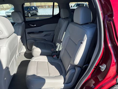 Used 2020 GMC Acadia SLT image 14