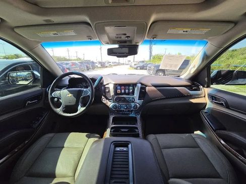 Used 2017 Chevrolet Tahoe Premier AWD/4WD image 29