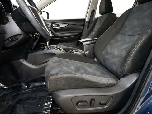 Used 2015 Nissan Rogue SV image 9