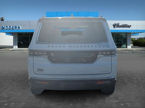 Used 2022 Jeep Grand Wagoneer Series III image 6