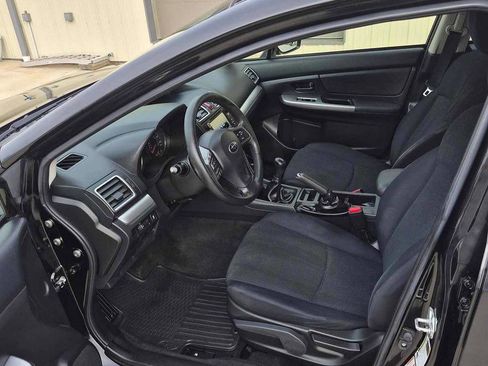 Used 2015 Subaru Crosstrek 2.0i image 8