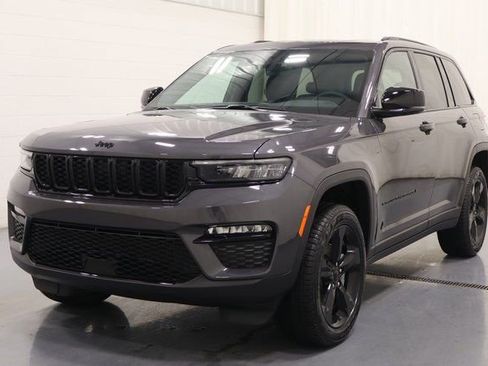 New 2025 Jeep Grand Cherokee Limited image 6