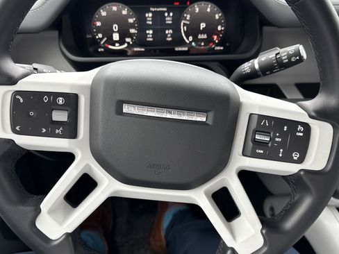 New 2025 Land Rover Defender 110 S image 13