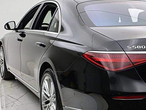 Used 2023 Mercedes-Benz S 580 4MATIC Sedan image 9