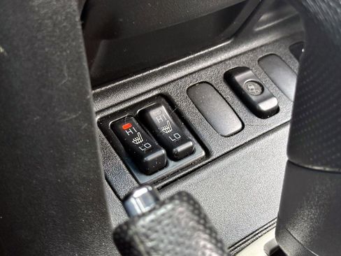 Used 2003 Mitsubishi Montero 20th Anniversary image 25