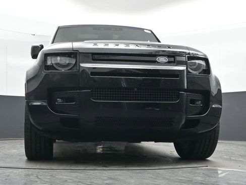 Used 2024 Land Rover Defender 130 X-Dynamic SE image 47