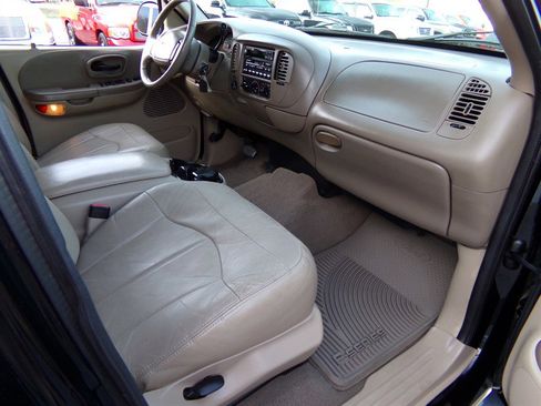 Used 2001 Ford F150 Lariat image 28