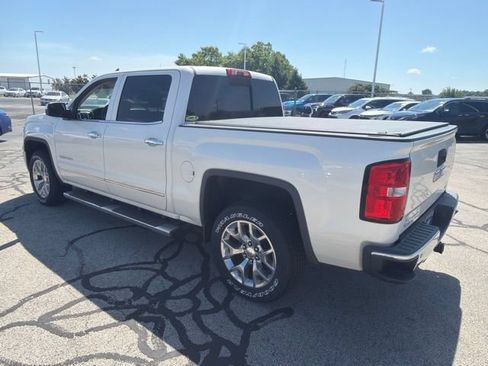 Used 2015 GMC Sierra 1500 SLT w/ SLT Crew Cab Value Package AWD/4WD image 6