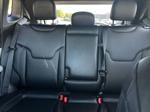 Used 2025 Jeep Compass Limited AWD/4WD image 33