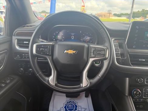 Used 2024 Chevrolet Tahoe Premier AWD/4WD image 16