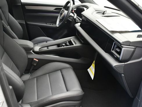 New 2026 Porsche Macan GTS Electric AWD/4WD image 27