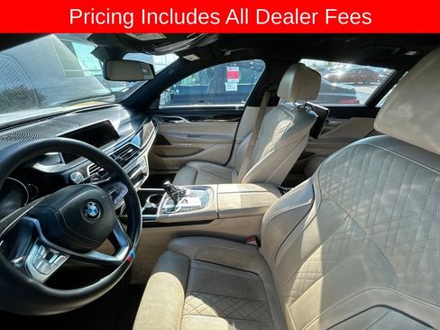 Used 2016 BMW 750i xDrive AWD/4WD image 9