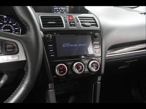 Used 2018 Subaru Forester 2.5i Touring w/ Popular Package #2 AWD/4WD image 9