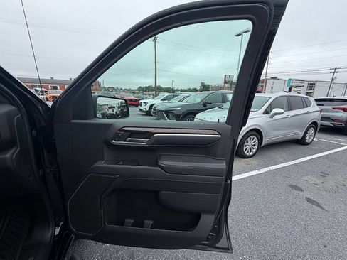Used 2023 GMC Sierra 1500 Elevation AWD/4WD image 22