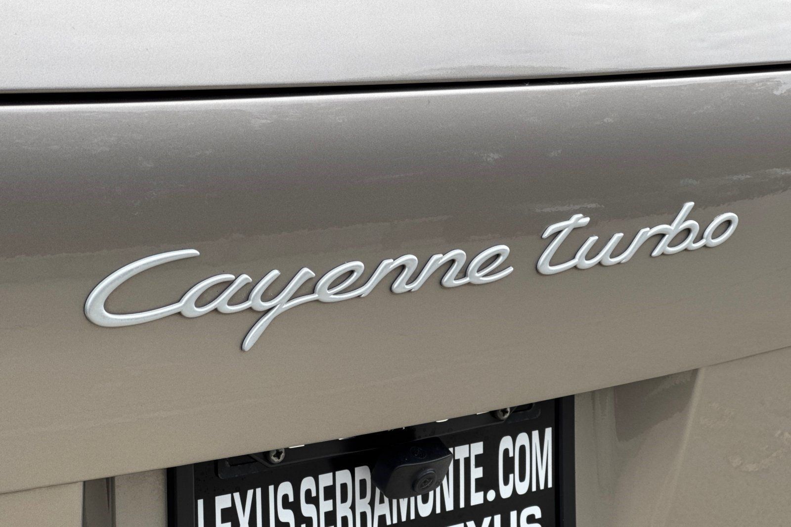 Used 2004 Porsche Cayenne Turbo AWD/4WD image 28