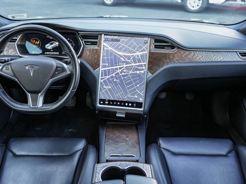 Used 2018 Tesla Model S 75D image 13