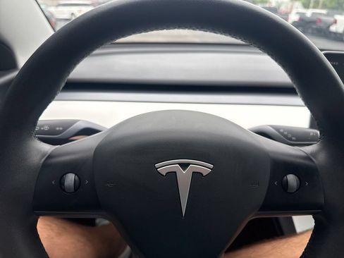 Used 2021 Tesla Model 3 Performance AWD/4WD image 16