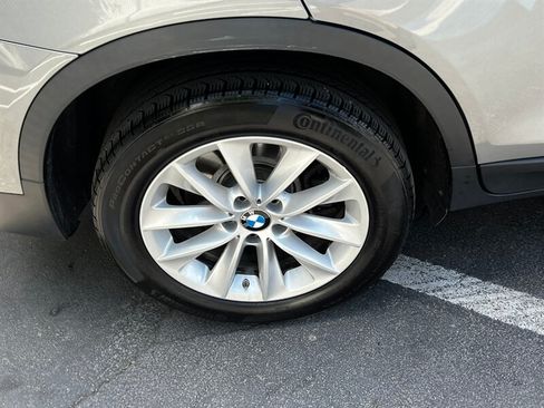 Used 2017 BMW X3 xDrive28i AWD/4WD image 12