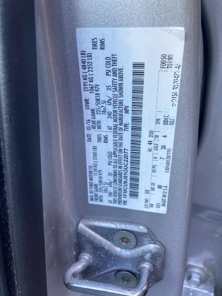 Used 2016 Ford Escape Titanium AWD/4WD image 37