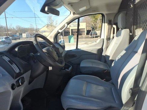 Used 2017 Ford Transit 250 130 Low Roof image 19
