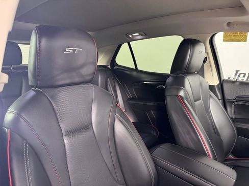 Used 2023 Buick Envision Essence w/ Technology Package I image 36