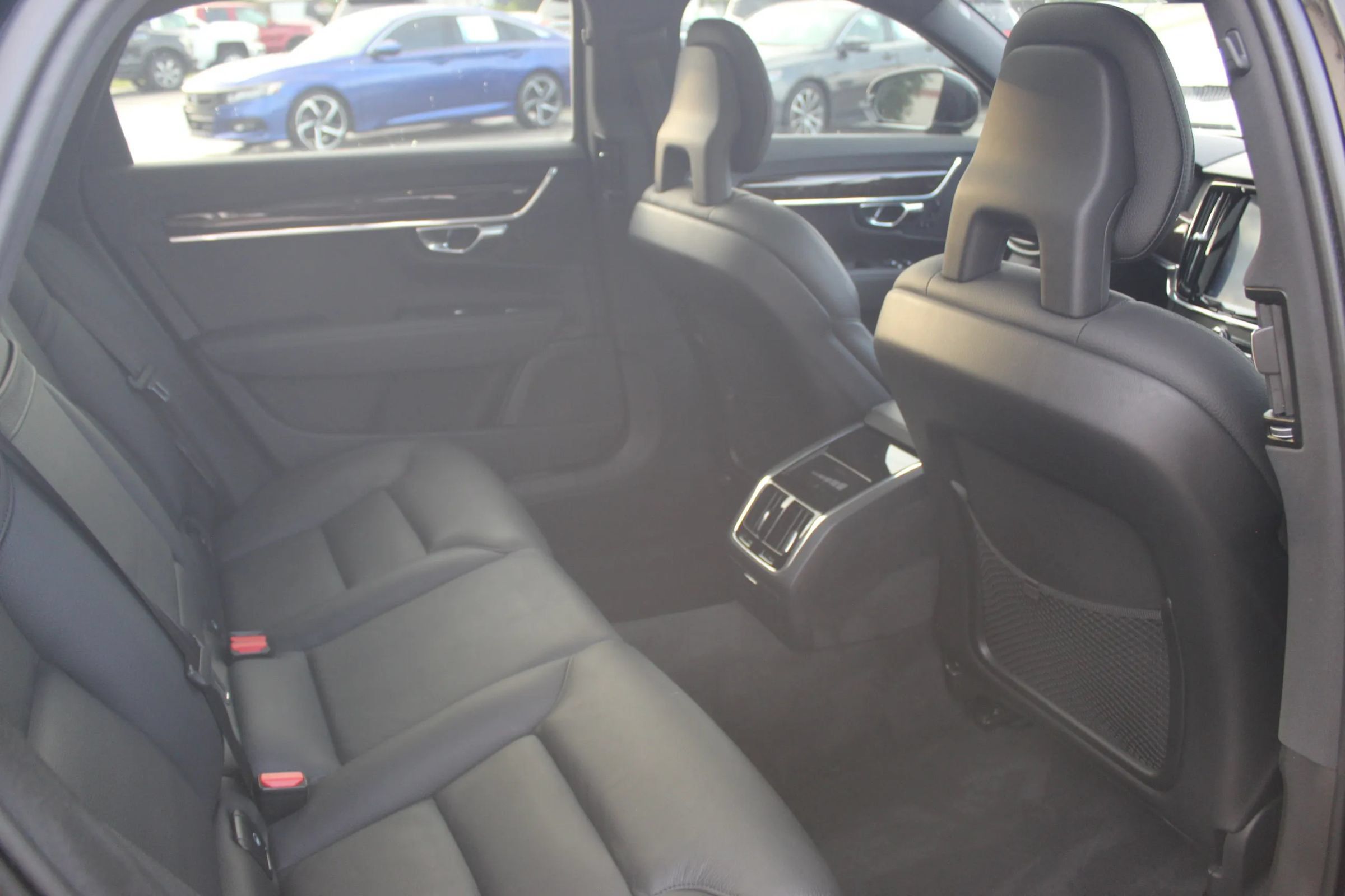 Used 2018 Volvo S90 T6 Momentum w/ Convenience Package AWD/4WD image 22