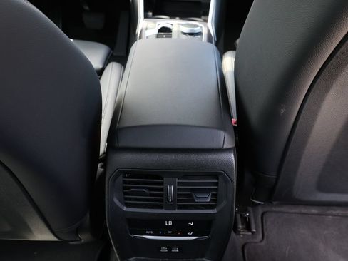 Used 2026 BMW 330i xDrive Sedan w/ Premium Package AWD/4WD image 28