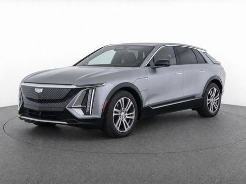 Certified 2024 Cadillac Lyriq Tech w/ Driver Assist Package AWD/4WD image 6