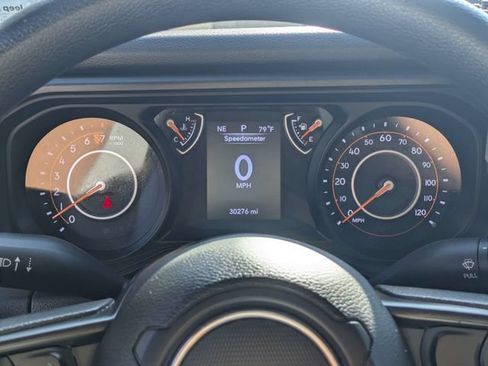 Used 2024 Jeep Gladiator Sport AWD/4WD image 29