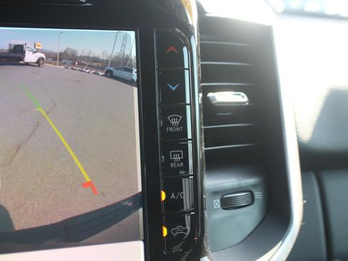 Used 2023 RAM 1500 Big Horn image 30