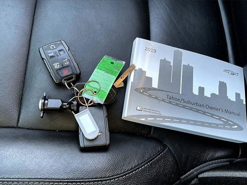 Used 2019 Chevrolet Tahoe LT image 11