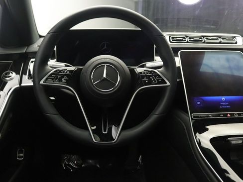Certified 2022 Mercedes-Benz S 500 4MATIC image 10
