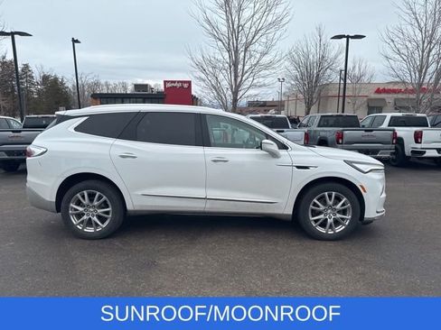 Used 2023 Buick Enclave Premium w/ Experience Buick Package image 5