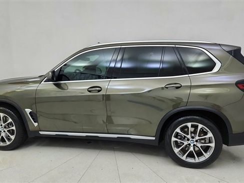 Used 2026 BMW X5 sDrive40i image 4