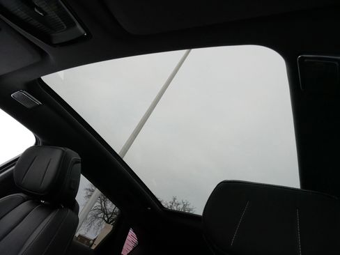 Certified 2025 Cadillac Optiq Luxury 2 w/ LPO, Floor Liner Package image 32