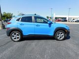 Used 2022 Hyundai Kona SEL image 2