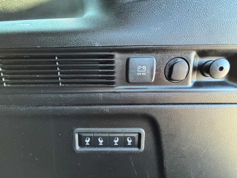 Used 2024 Jeep Wagoneer L Series II w/ Flexible Seating Group AWD/4WD image 9