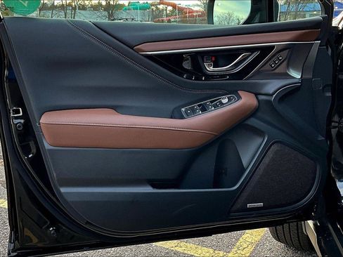 Used 2025 Subaru Outback Touring image 19