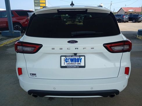Used 2023 Ford Escape ST-Line w/ Tech Pack #1 FWD image 4