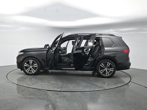 Used 2021 BMW X7 xDrive40i w/ M Sport Package AWD/4WD image 56
