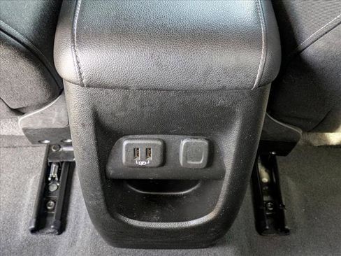 Used 2022 Chevrolet Colorado LT w/ Safety Package image 16