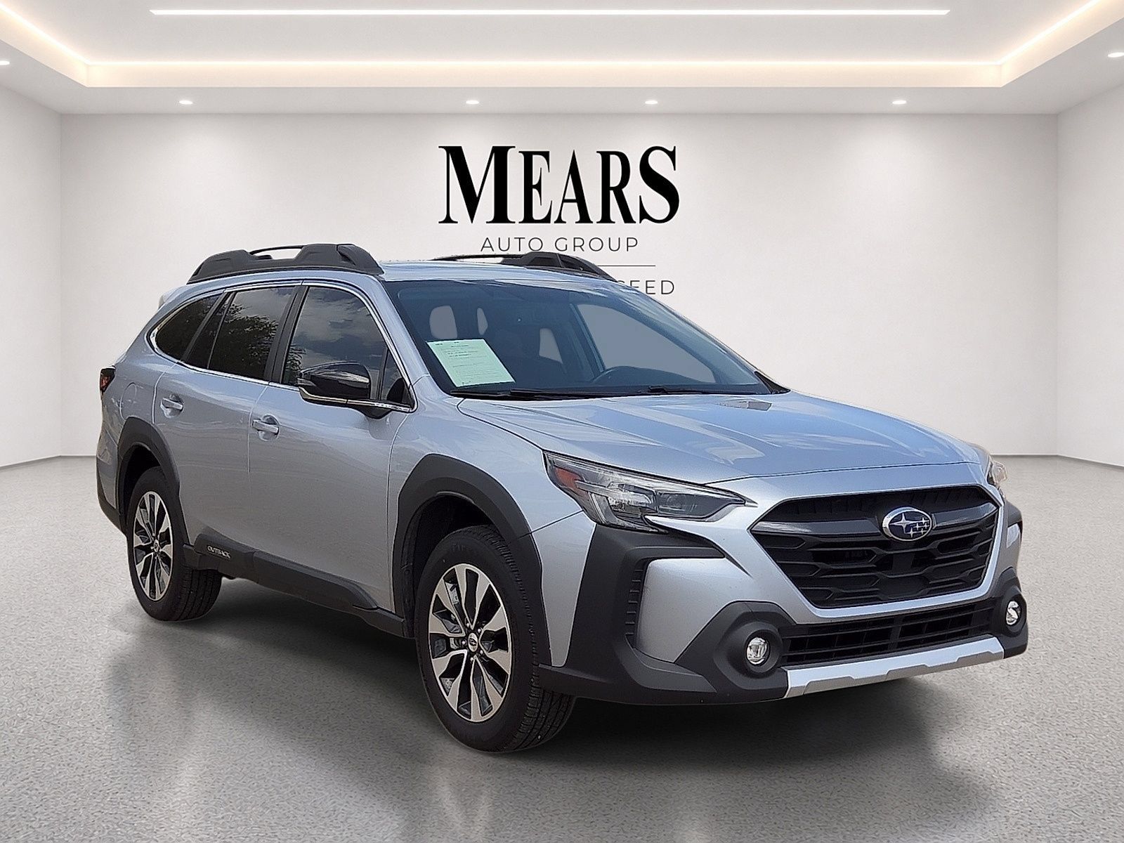 Used 2023 Subaru Outback Limited AWD/4WD image 7