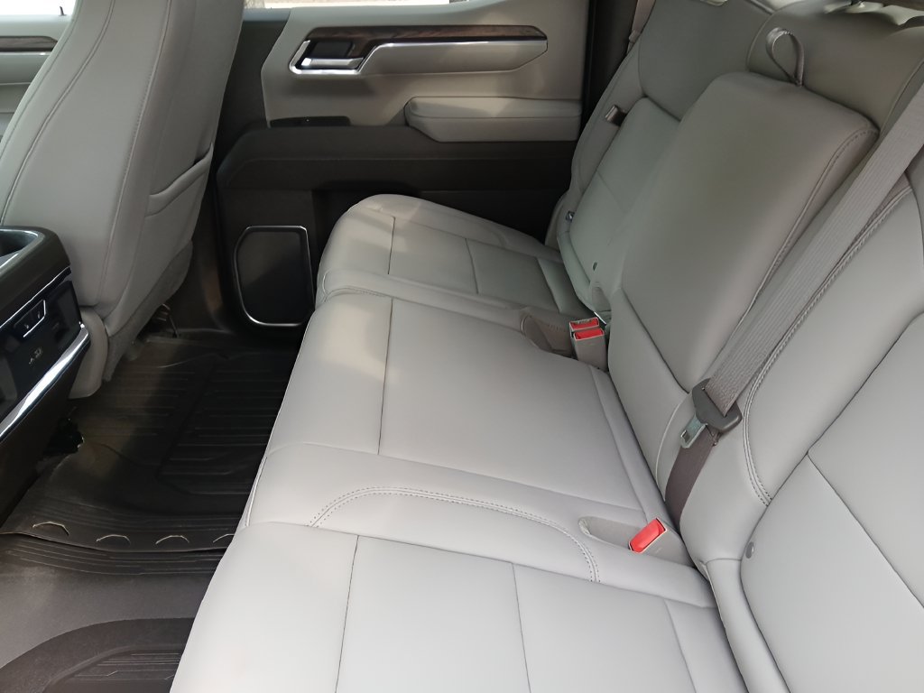 New 2026 GMC Sierra 1500 SLT w/ SLT Convenience Package RWD image 19