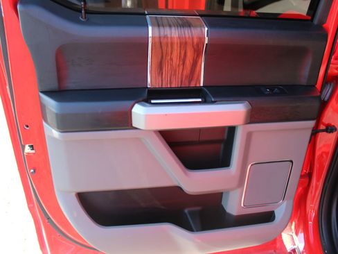 Used 2018 Ford F150 Lariat AWD/4WD image 21